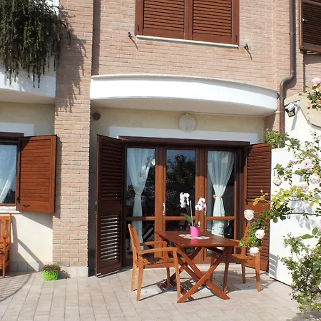 Apartment In A 800m Dal Mare